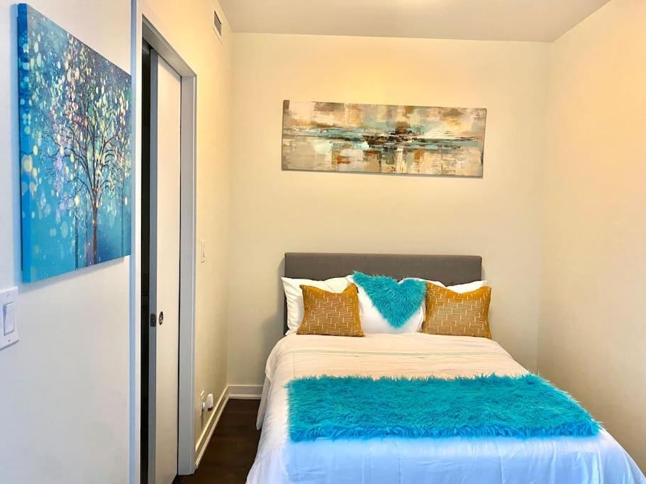 Cozy 2 Bedroom Free Parking Downtown Toronto 1Min Scotiabank Arena Tff Cn Tower Rogers Centre Union Station Extérieur photo