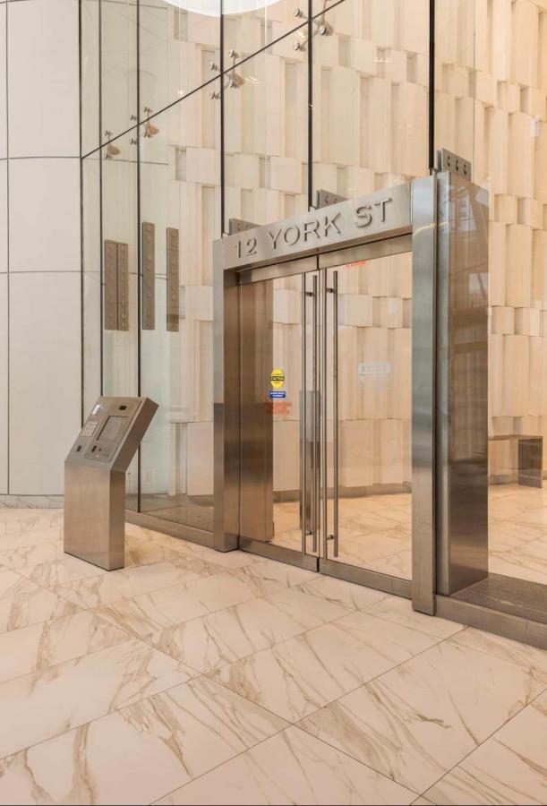 Cozy 2 Bedroom Free Parking Downtown Toronto 1Min Scotiabank Arena Tff Cn Tower Rogers Centre Union Station Extérieur photo